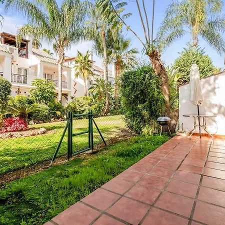 Explore Life At Naranjos - Rdr453