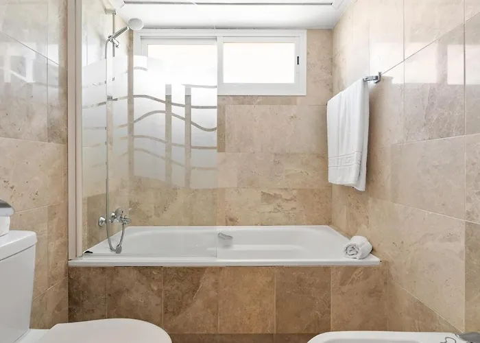Explore Life At Naranjos - Rdr453 Marbella