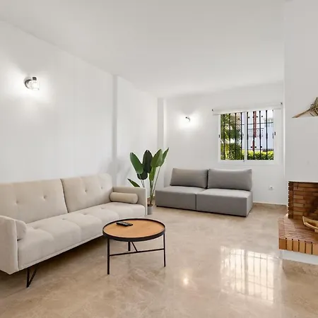 Explore Life At Naranjos - Rdr453 Holiday home