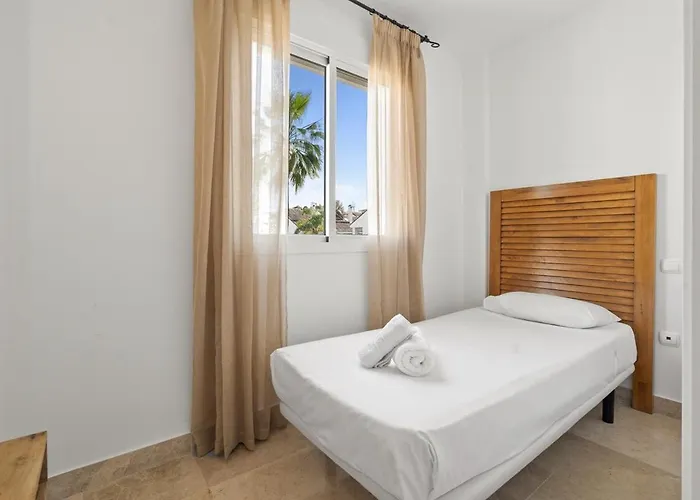 Explore Life At Naranjos - Rdr453 Marbella
